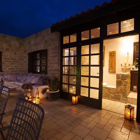 빌라 Medieval Dreams *