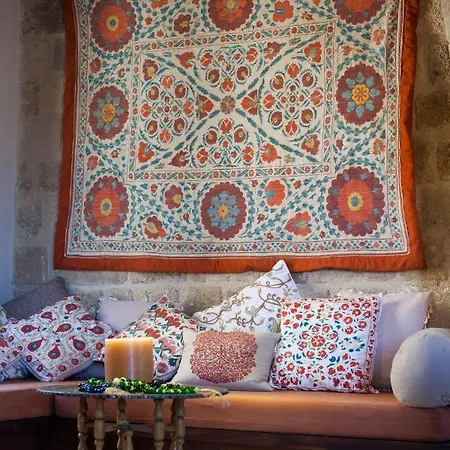 Villa Medieval Dreams